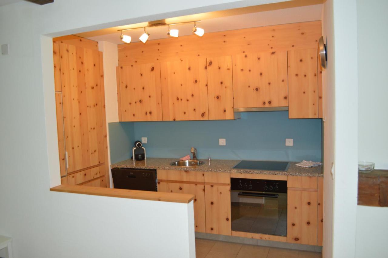 Residenz La Mora Apartment ลา ปุนท์-ชามูเอส-เชอ ภายนอก รูปภาพ