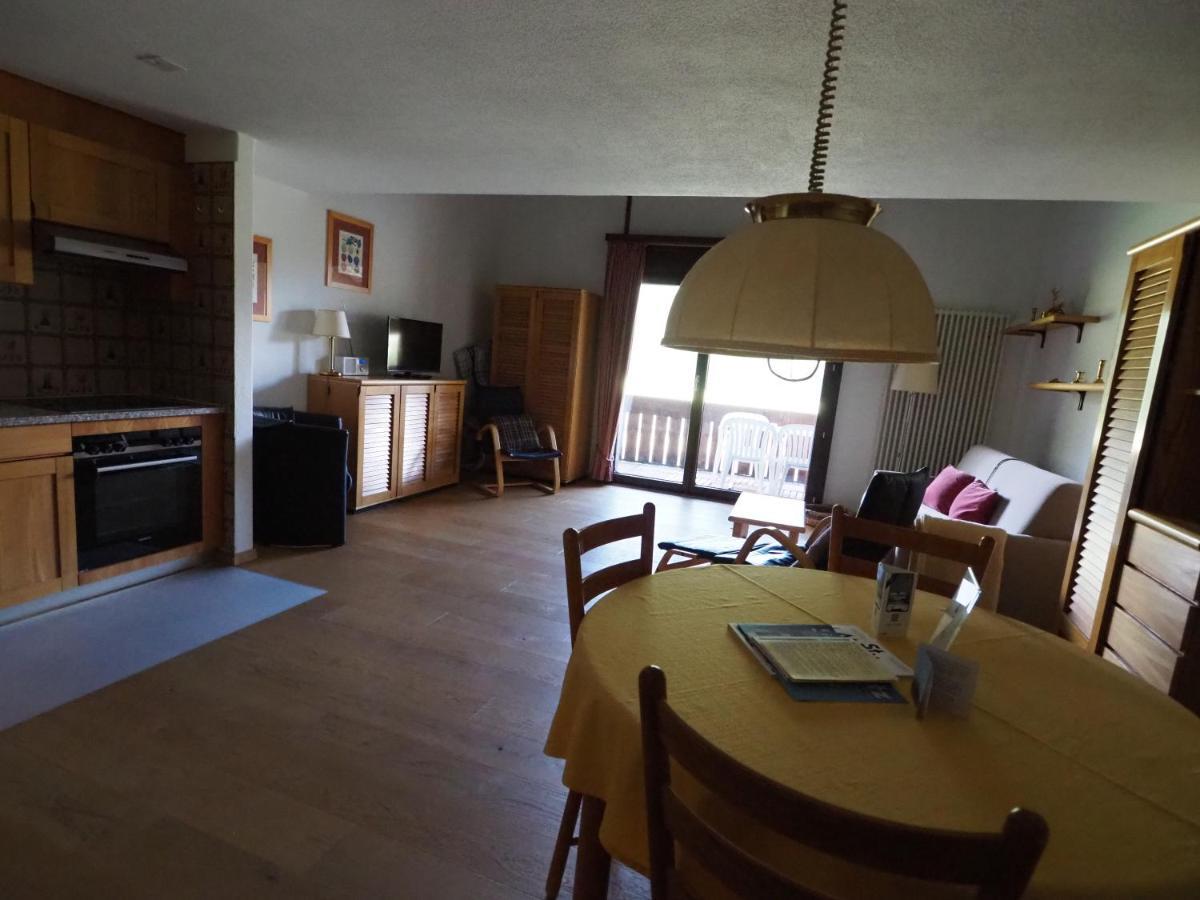 Residenz La Mora Apartment ลา ปุนท์-ชามูเอส-เชอ ภายนอก รูปภาพ