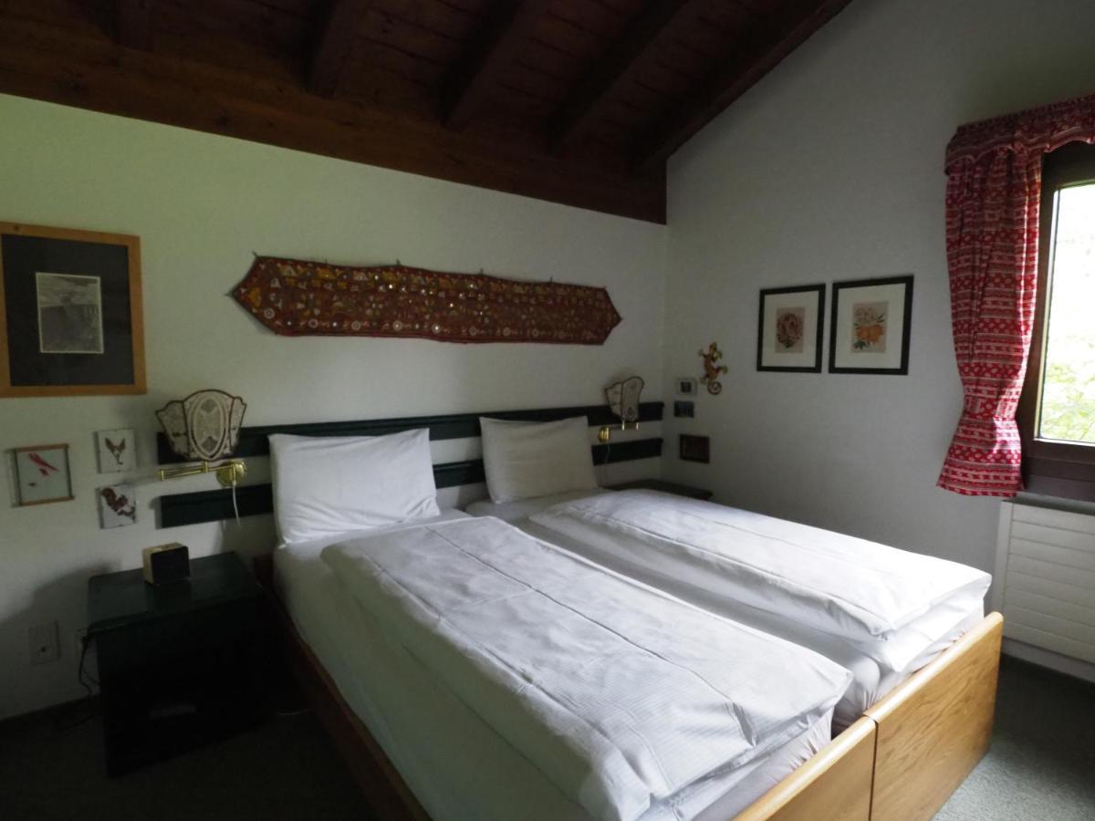 Residenz La Mora Apartment ลา ปุนท์-ชามูเอส-เชอ ภายนอก รูปภาพ