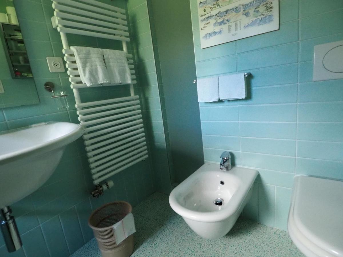 Residenz La Mora Apartment ลา ปุนท์-ชามูเอส-เชอ ภายนอก รูปภาพ