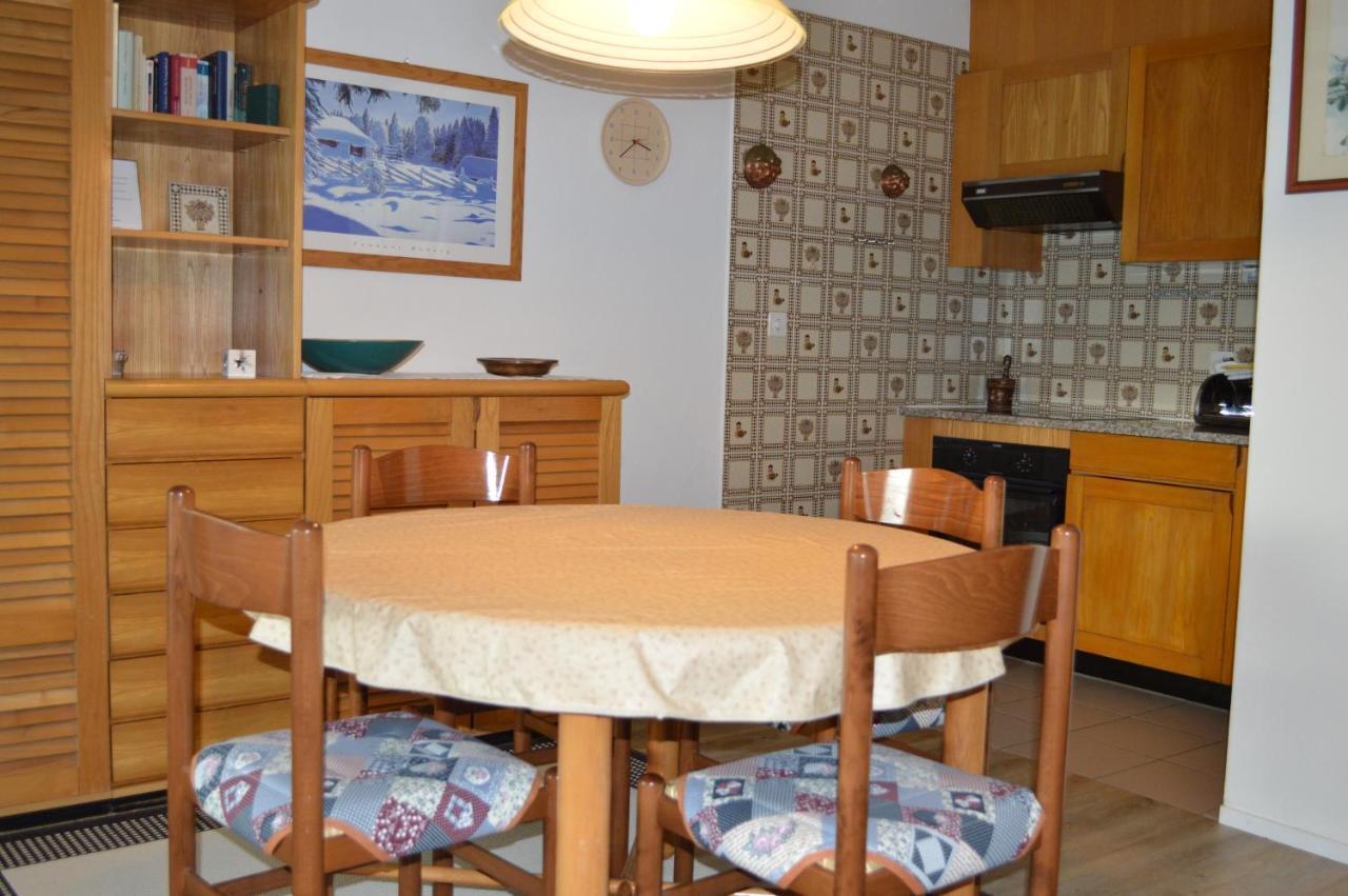 Residenz La Mora Apartment ลา ปุนท์-ชามูเอส-เชอ ภายนอก รูปภาพ