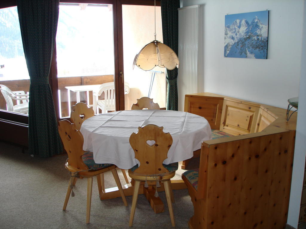 Residenz La Mora Apartment ลา ปุนท์-ชามูเอส-เชอ ห้อง รูปภาพ